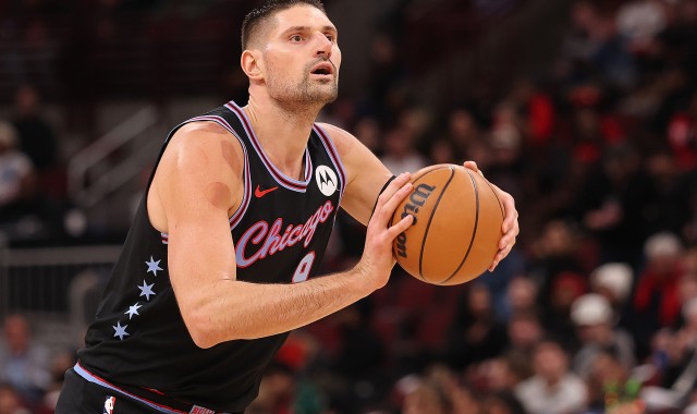 GA黄金甲登录入口-公牛将中锋武切维奇交易至凯尔特人 换来后卫西蒙斯