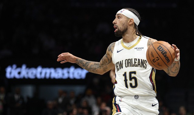 美记：尼克斯对老6感兴趣 他能防但他会让球队后场尺寸变得更小